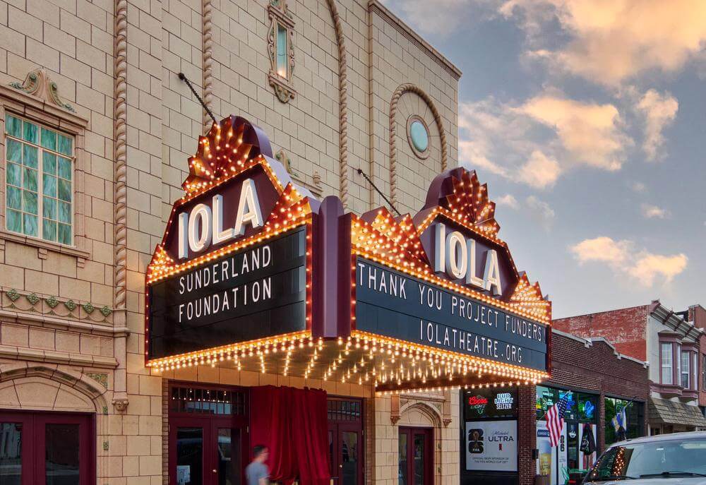 Iola